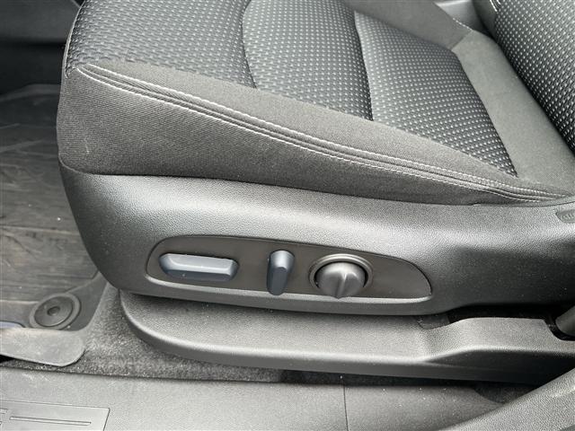 used 2023 GMC Terrain car, priced at $23,966