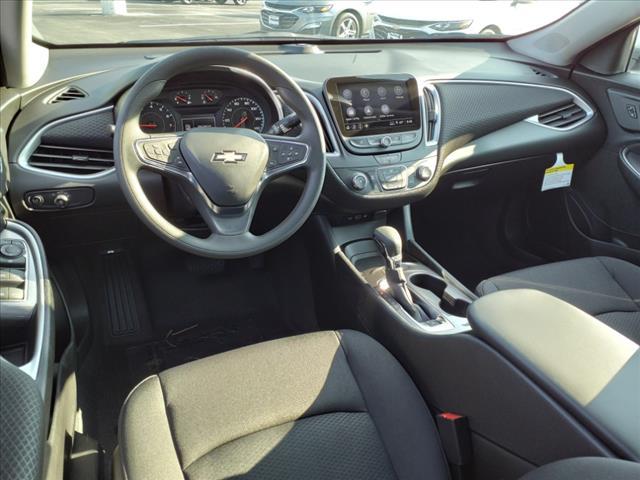 new 2025 Chevrolet Malibu car, priced at $25,101