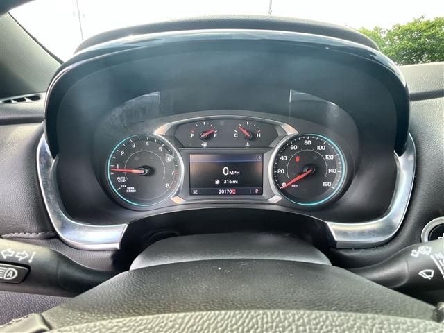 used 2023 Chevrolet Traverse car, priced at $33,944