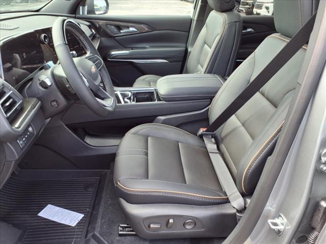 new 2025 Chevrolet Traverse car, priced at $58,160