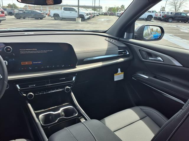 new 2025 Chevrolet Traverse car, priced at $43,915