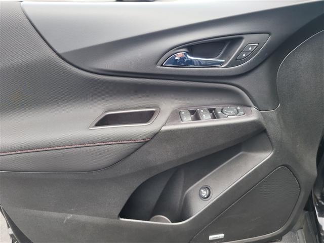 used 2022 Chevrolet Equinox car, priced at $23,634