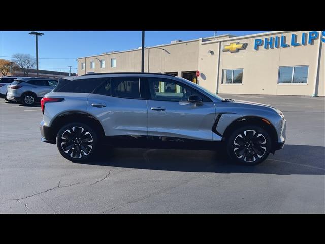 used 2025 Chevrolet Blazer EV car, priced at $35,115