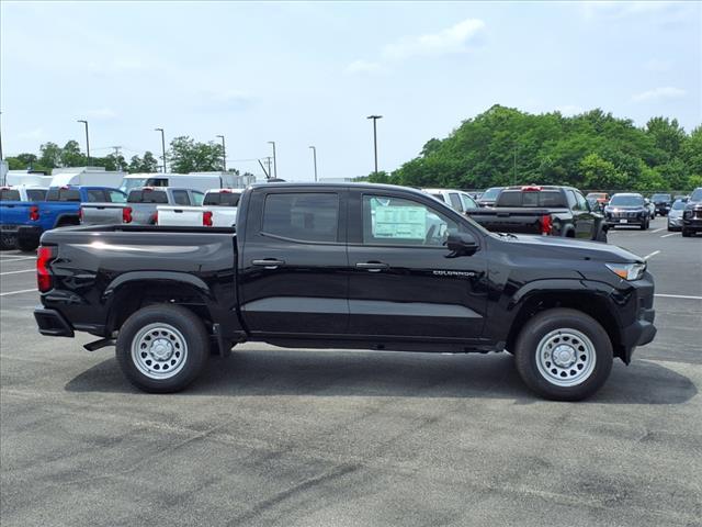 new 2025 Chevrolet Colorado car, priced at $32,299