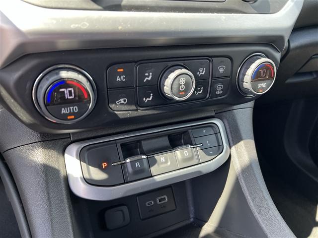 used 2022 GMC Acadia car, priced at $25,764