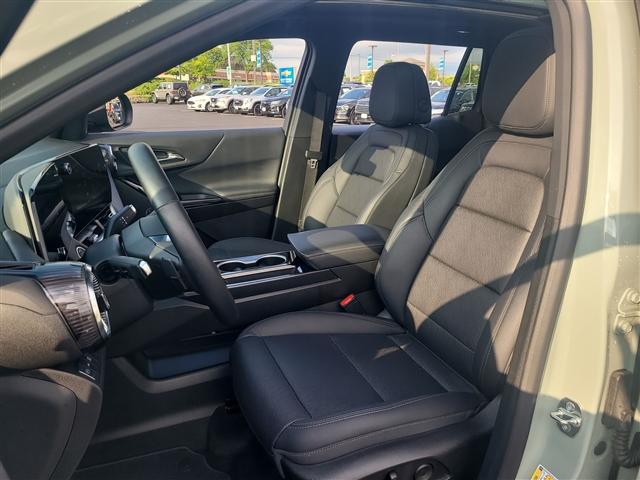 used 2025 Chevrolet Equinox car, priced at $30,060