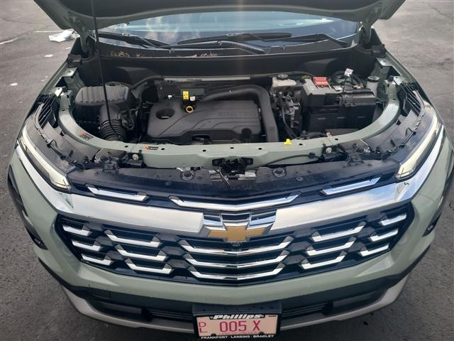 used 2025 Chevrolet Equinox car, priced at $30,060