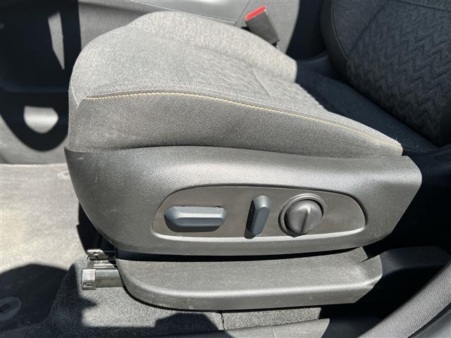 used 2022 Chevrolet Equinox car, priced at $20,370