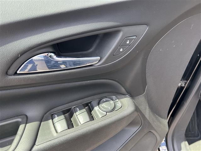 used 2022 Chevrolet Equinox car, priced at $20,370
