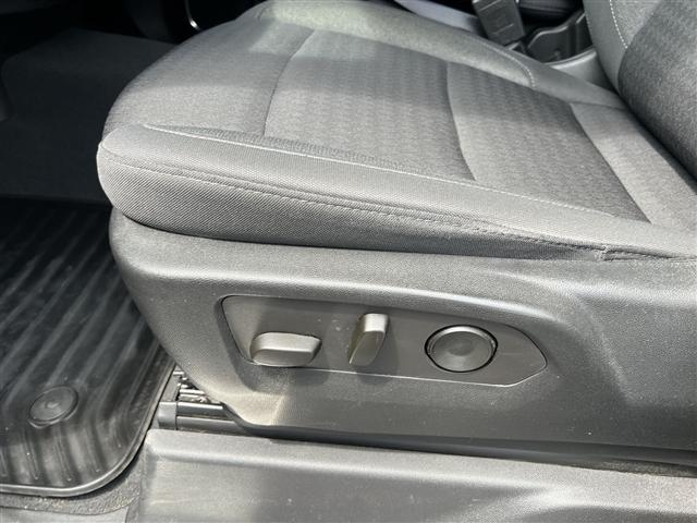used 2022 Chevrolet Silverado 1500 car, priced at $36,986