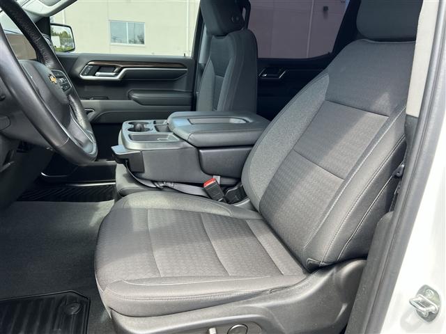 used 2022 Chevrolet Silverado 1500 car, priced at $36,986
