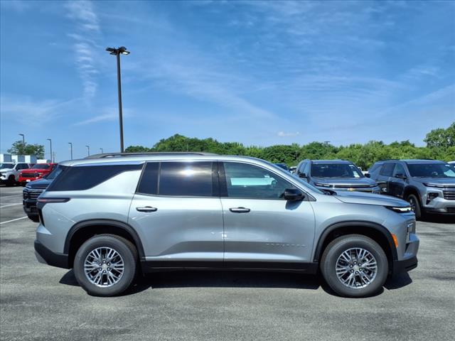 new 2025 Chevrolet Traverse car, priced at $41,094