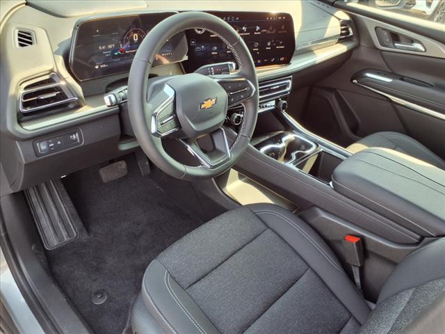 new 2025 Chevrolet Traverse car, priced at $41,094