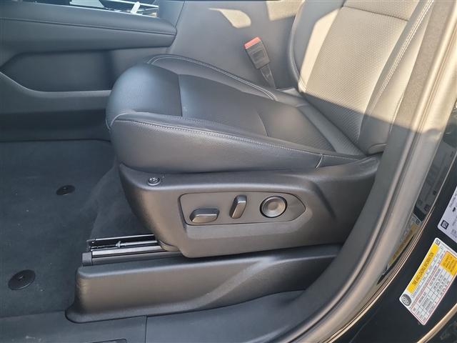 used 2025 Chevrolet Tahoe car, priced at $60,339