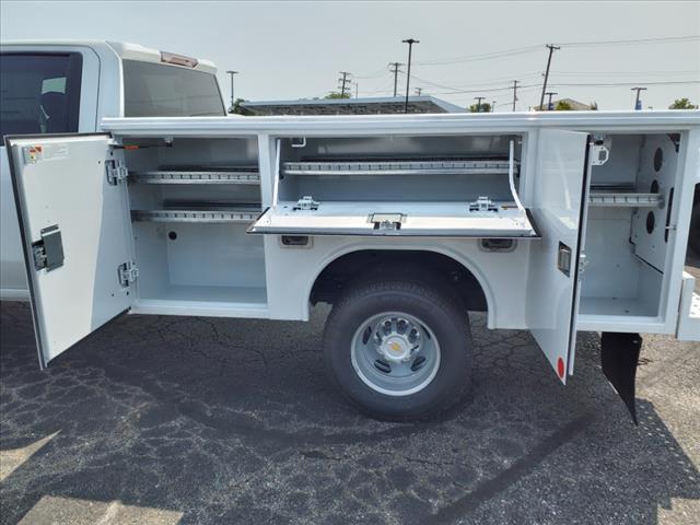 new 2024 Chevrolet Silverado 3500 car, priced at $69,905