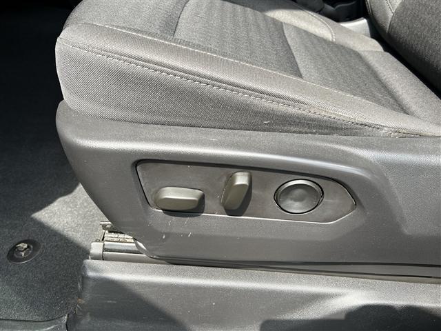 used 2022 Chevrolet Silverado 1500 car, priced at $33,895