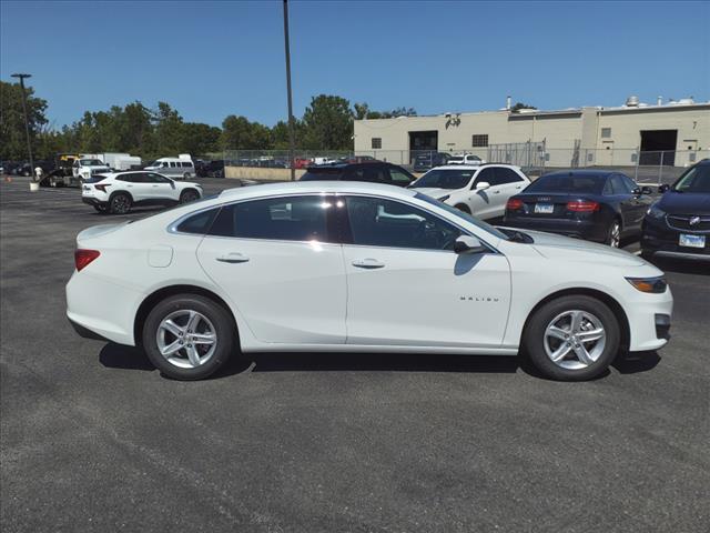 new 2025 Chevrolet Malibu car, priced at $25,149