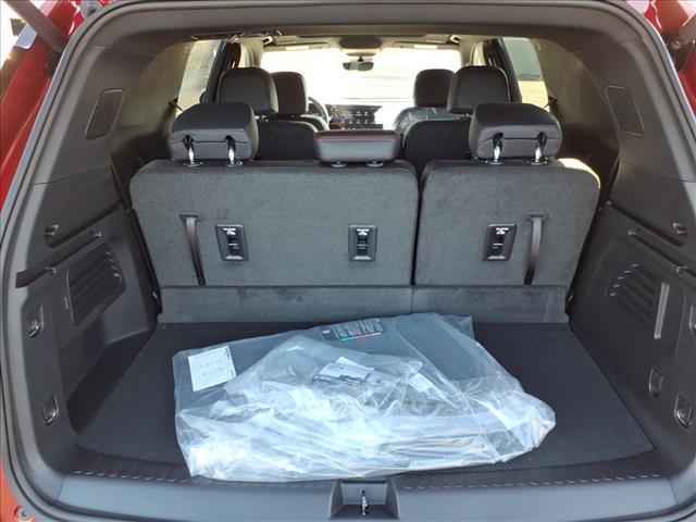 new 2026 Chevrolet Traverse car, priced at $53,951