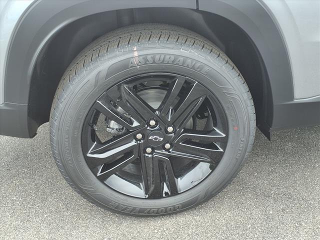 new 2025 Chevrolet Trax car, priced at $27,835
