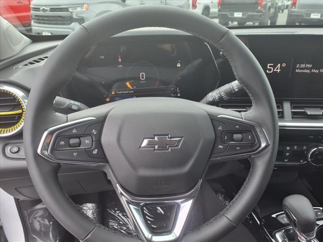 new 2025 Chevrolet Trax car, priced at $27,835