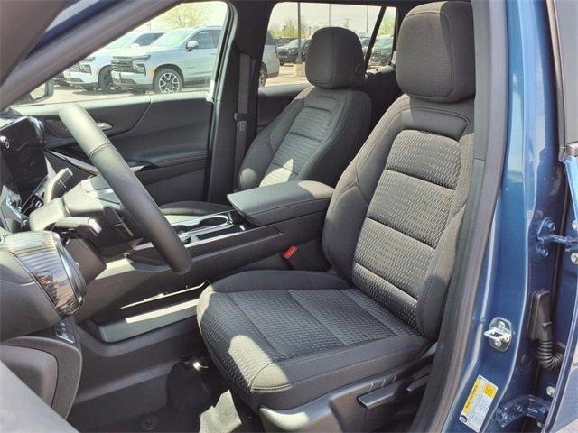 new 2026 Chevrolet Equinox car, priced at $30,099