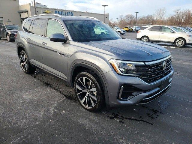 used 2024 Volkswagen Atlas car, priced at $45,992