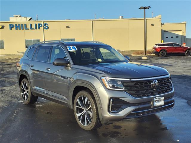 used 2024 Volkswagen Atlas car, priced at $45,689