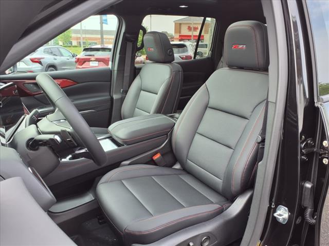 new 2025 Chevrolet Traverse car, priced at $51,395