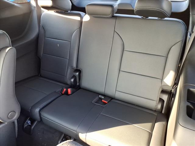 new 2026 Chevrolet Traverse car, priced at $51,177