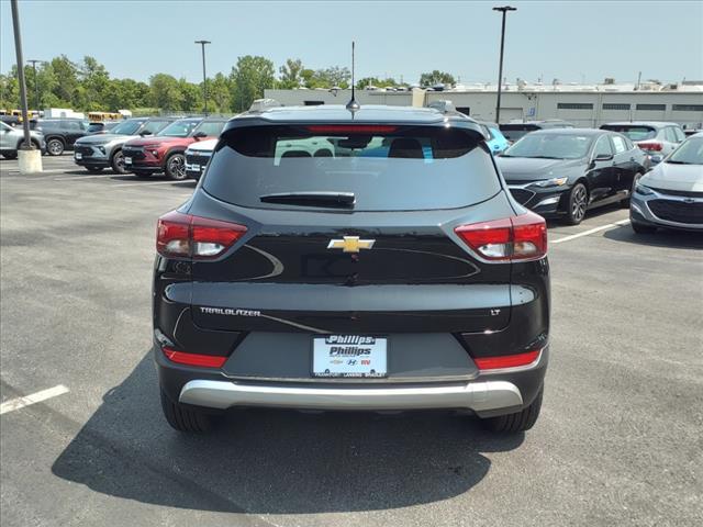 new 2025 Chevrolet TrailBlazer car, priced at $24,721