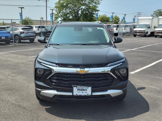 new 2025 Chevrolet TrailBlazer car, priced at $24,721