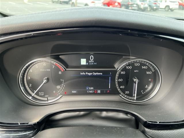 used 2025 Cadillac XT5 car, priced at $43,899