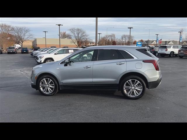 used 2025 Cadillac XT5 car, priced at $43,899