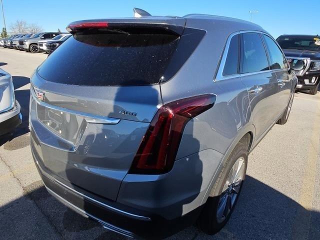 used 2025 Cadillac XT5 car, priced at $43,899