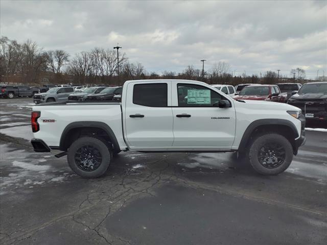 new 2025 Chevrolet Colorado car, priced at $42,379