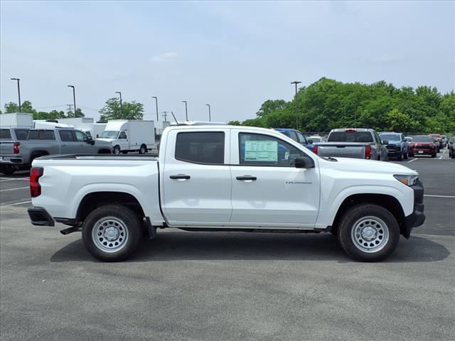 new 2025 Chevrolet Colorado car, priced at $32,299