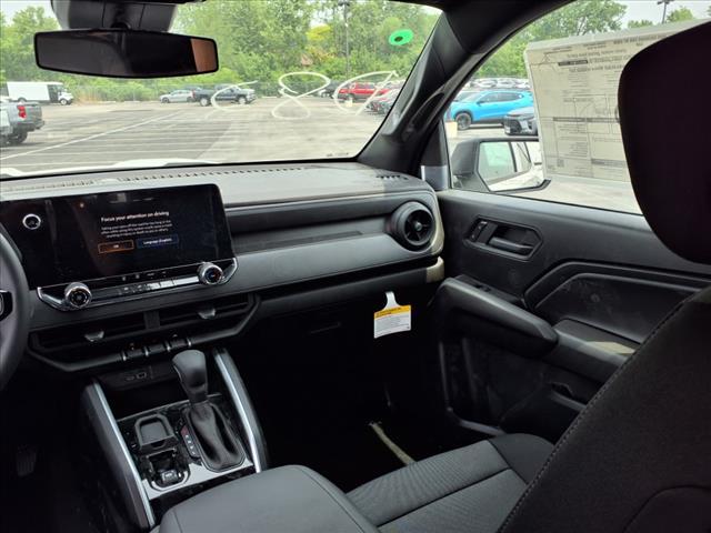 new 2025 Chevrolet Colorado car, priced at $32,299