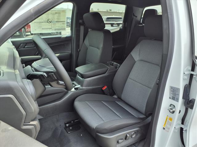 new 2025 Chevrolet Colorado car, priced at $32,299