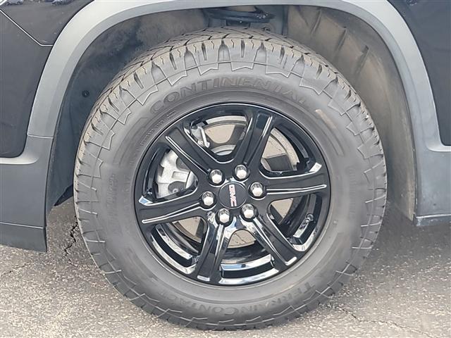 used 2023 GMC Acadia car, priced at $35,656