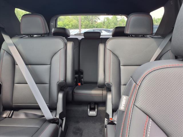 new 2025 Chevrolet Traverse car, priced at $51,410