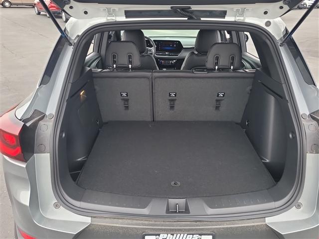 used 2024 Chevrolet TrailBlazer car, priced at $29,948