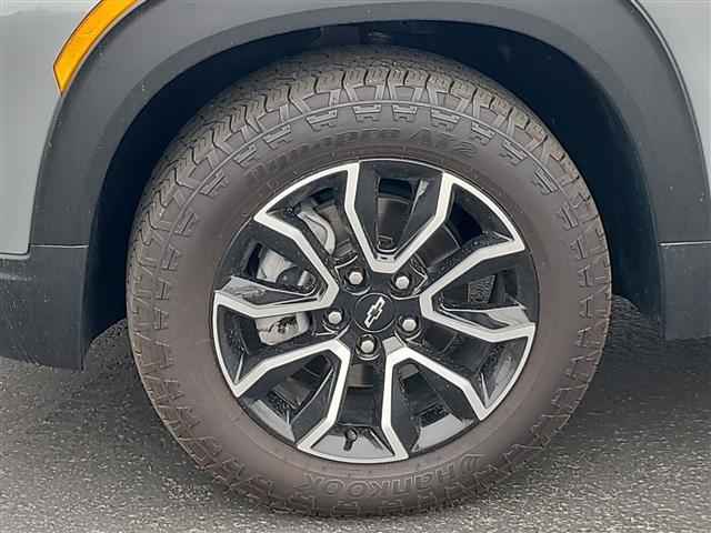 used 2024 Chevrolet TrailBlazer car, priced at $29,948