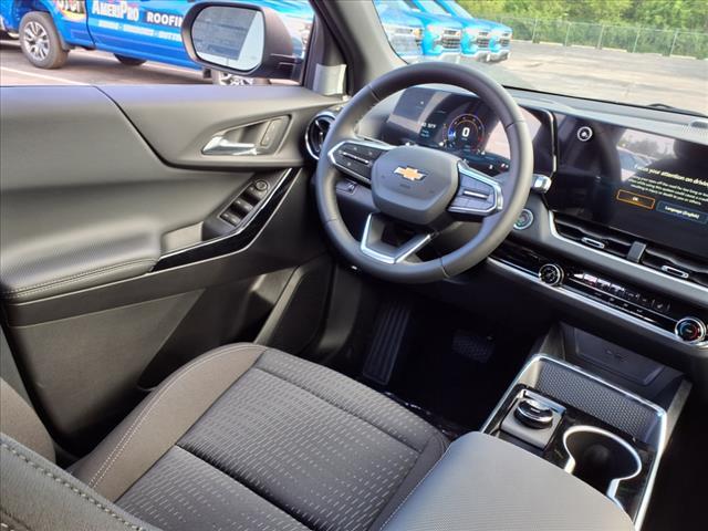 new 2026 Chevrolet Equinox car, priced at $28,680