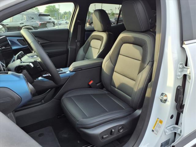 new 2025 Chevrolet Equinox EV car, priced at $38,090