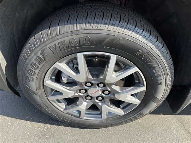 used 2022 GMC Acadia car, priced at $28,940