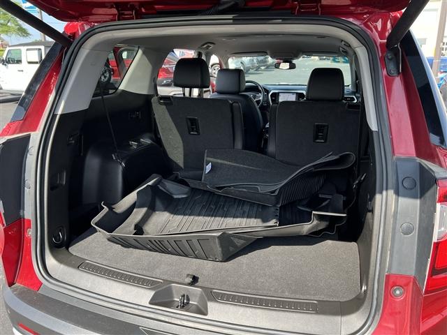 used 2022 GMC Acadia car, priced at $28,940