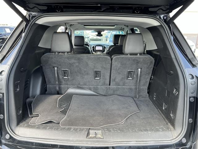 used 2021 Chevrolet Traverse car, priced at $33,468