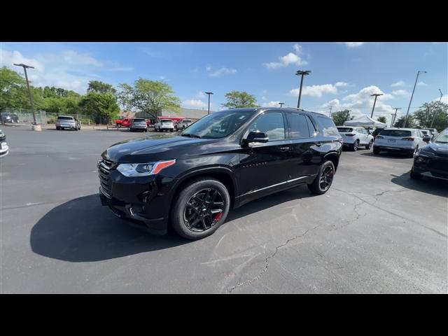 used 2021 Chevrolet Traverse car, priced at $33,468