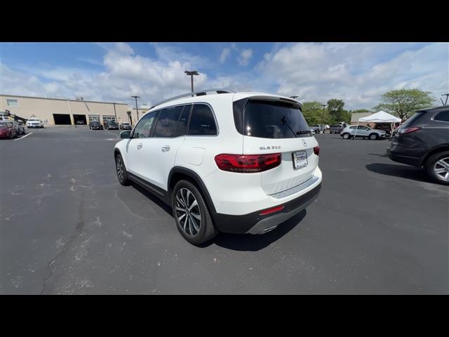 used 2020 Mercedes-Benz GLB 250 car, priced at $21,950