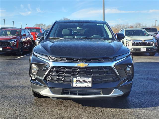 new 2025 Chevrolet Blazer car, priced at $35,861